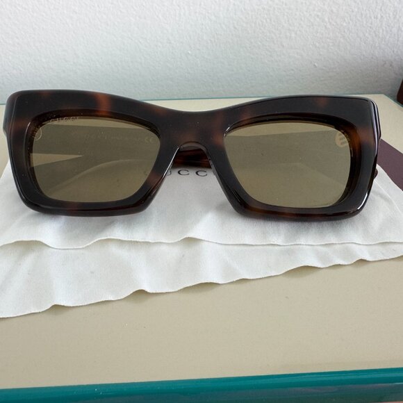Gucci 2024 cat eye tortoiseshell brown sunglasses - Picture 2 of 10